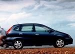 Nissan Almera Tino 2000 года (UK)